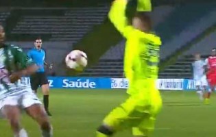 Carlos Marafona impede três golos em 40 minutos – Vitória FC 0-4 SC Braga