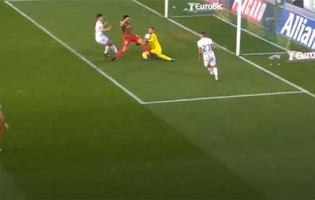 Cláudio Ramos abafa investida a curta distância – CD Tondela 2-1 CS Marítimo