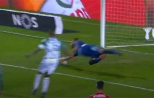 Cristiano Figueiredo destaca-se em defesa de qualidade – Vitória FC 0-1 SL Benfica