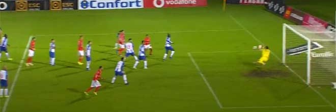 Iker Casillas impede empate por duas vezes – CD Santa Clara 1-2 FC Porto