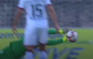 Ricardo Nunes coloca-se em três intervenções – Os Belenenses 1-0 GD Chaves