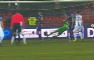 António Filipe destaca-se em duas defesas – GD Chaves 1-4 FC Porto