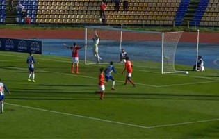 Ivan Zlobin defende com qualidade – FC Porto B 2-2 SL Benfica B