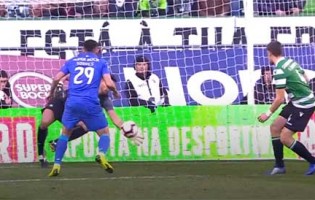 Renan Ribeiro colocou a mão por duas vezes em lance a curta distância – Sporting CP 0-0 FC Porto