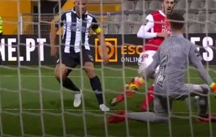 Ricardo Ferreira evita vários golos e destaca-se aos 90 minutos após precipitação – Portimonense SC 1-1 SC Braga