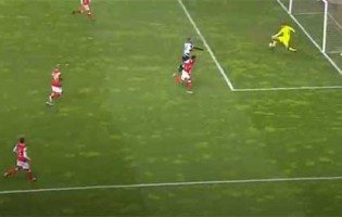 Tiago Sá defende com a perna para fechar a baliza – SC Braga 1-0 Boavista FC
