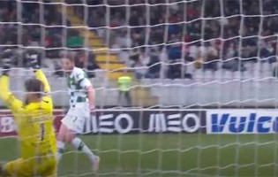 Cláudio Ramos abafa investida em defesa espetacular – Moreirense FC 2-0 CD Tondela