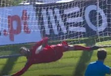 Daniel Guimarães defende grande penalidade no CD Nacional 0-0 Vitória FC