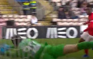 Helton Leite garante pontos em defesas vistosas – Boavista FC 1-0 CD Santa Clara