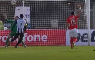 Marco Rocha garante vitória em três defesas vistosas – CD Santa Clara 2-1 Portimonense SC