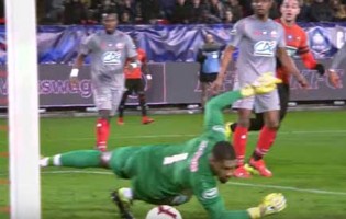 Tomás Koubek e Mike Maignan em defesas de qualidade antes de sofrer – Rennes 2-1 Lille OSC