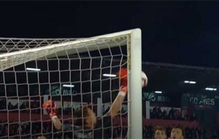 Odisseas Vlachodimos coloca a mão em defesas dificultadas – CD Aves 0-3 SL Benfica