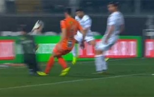 Ricardo Ferreira destaca-se em tripla defesa – Vitória SC 2-0 Portimonense SC