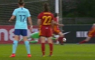 Sandra Paños permite vitória em duas defesas – Espanha 2-0 Holanda