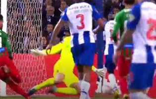 Charles Marcelo abafa no um-para-um e voa para defesas vistosas – FC Porto 3-0 CS Marítimo