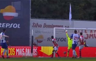 Tiago Sá destaca-se em duas defesas – SC Braga 2-3 FC Porto