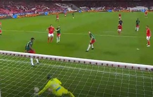 Charles Marcelo evita mais cinco golos – SL Benfica 6-0 CS Marítimo
