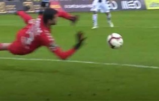 Daniel Guimarães coloca-se em várias defesas – CD Nacional 0-1 Sporting CP