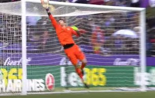 Juan Soriano destaca-se em duas defesas vistosas – Valladolid 0-2 Sevilla FC