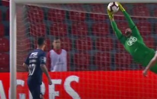 Muriel Becker assina três defesas espetaculares (agarra numa), além de penalti cometido – CD Aves 3-0 Os Belenenses