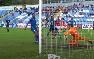 Nuno Macedo estreia-se ao entrar e protagonizar três defesas vistosas – CD Santa Clara 1-1 Moreirense FC