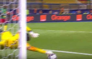 Jonas Mendes faz defesas de nível antes de sofrer – Guiné Bissau 0-2 Camarões (CAN)