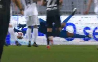 Hugo Marques voa e agarra defesa espetacular – Académica 2-2 SC Farense (Taça da Liga)