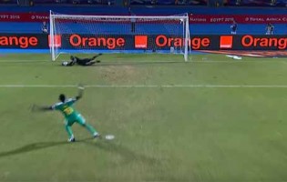 Patrick Matasi defende grande penalidade – Senegal 3-0 Quénia (CAN)