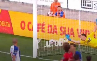 Agustín Marchesín dá espetáculo em dupla-defesa – Gil Vicente FC 2-1 FC Porto