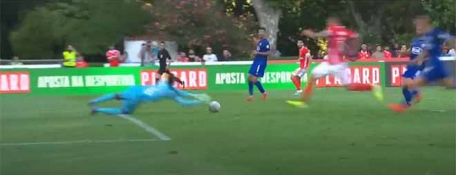 Hervé Koffi intervém com trepidação, fortúnio e interceta cruzamento – Os Belenenses 0-2 SL Benfica