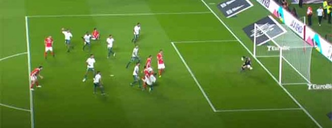 Giorgi Makaridze assina defesa de nível antes de errar em golo sofrido – SL Benfica 1-0 Vitória FC