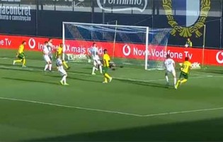 Rafael Defendi protagoniza defesa complicada – FC Famalicão 4-2 FC Paços de Ferreira