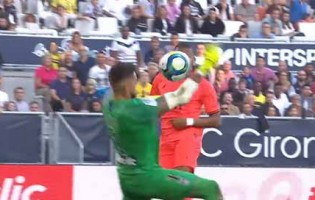 Benoît Costil evita várias golos em diversas intervenções – Bordeaux 0-1 PSG