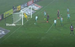 Pawel Kieszek interceta canto, volta para a baliza e faz defesa no último grito – Rio Ave FC 1-1 Moreirense FC