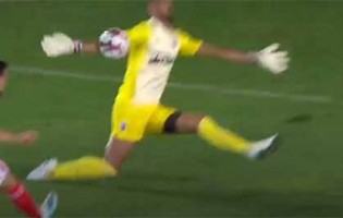 Tony Batista entre defesa de nível, dificuldades e precipitações – CD Cova da Piedade 0-4 SL Benfica