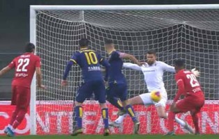 Bartlomiej Dragowski em hat-trick espetacular de defesas – Hellas Verona 1-0 Fiorentina