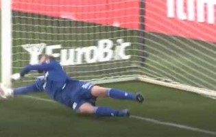 Giorgi Makaridze defende grande penalidade – Rio Ave FC 1-0 Vitória FC