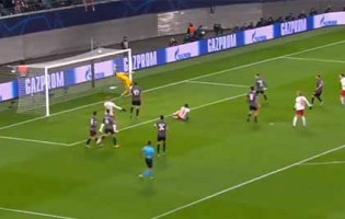 Odisseas Vlachodimos destaca-se em defesa vertiginosa – RB Leipzig 2-2 SL Benfica