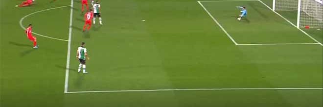 Dênis responde com várias defesas no duplo duelo do Gil Vicente FC frente ao Sporting CP