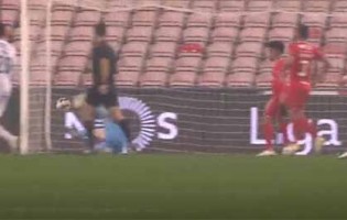 Dênis impede mais dois golos em defesas complicadas – Gil Vicente FC 2-2 Vitória SC