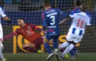 Igor Rodrigues defende penalti e faz defesa de qualidade – GD Chaves 2-4 FC Porto