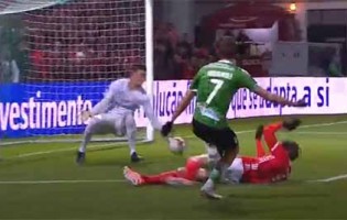 Ivan Zlobin faz defesa espetacular após precipitação – SC Covilhã 1-1 SL Benfica