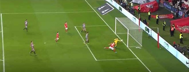 Tiago Sá intervém com destaque entre precipitação em golo – SL Benfica 2-1 SC Braga