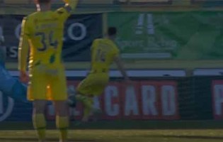 Dênis defende grande penalidade de forma espetacular – CD Tondela 1-1 Gil Vicente FC