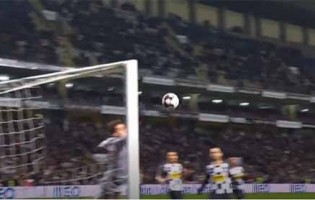 Helton Leite faz defesas vistosas entre precipitações – Boavista FC 0-1 FC Famalicão