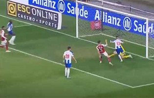Matheus Magalhães tranca a baliza na conquista da Taça da Liga – SC Braga 1-0 FC Porto
