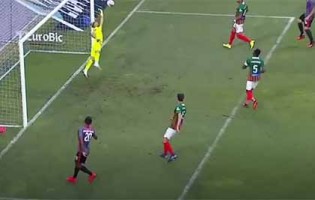 Amir Abedzadeh tranca a baliza e destaca-se em três defesas – CS Marítimo 2-0 SL Benfica
