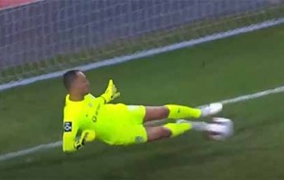 Charles Marcelo comete e defende grande penalidade – CS Marítimo 2-1 Gil Vicente FC