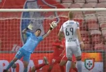 Dênis voa em defesa vistosa com a baliza cheia – Gil Vicente FC 1-3 FC Famalicão