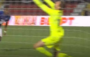 Fábio Szymonek protagoniza defesa vistosa – CD Aves 0-2 Os Belenenses